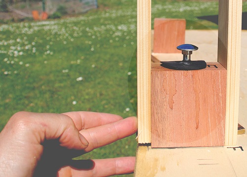 rubber tegen inrotten